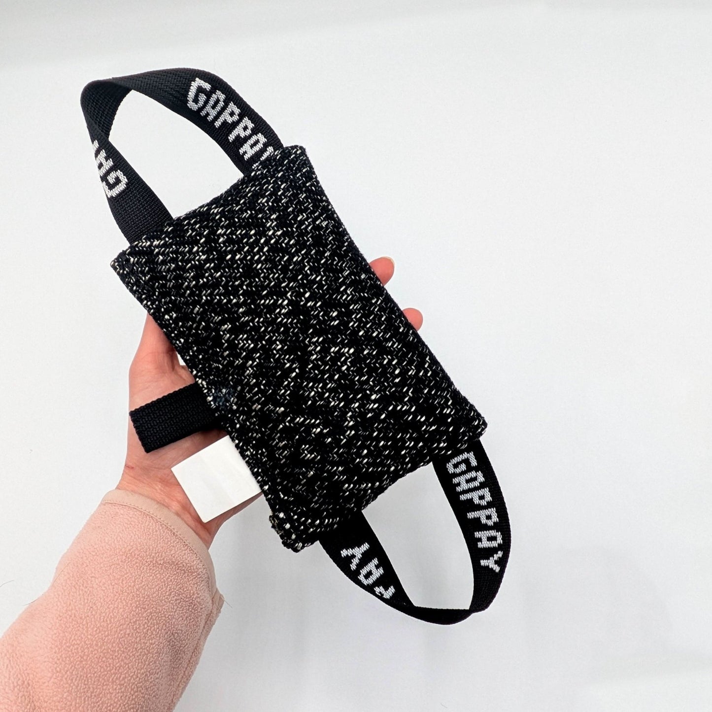 Gappay Puppy Bite Pillow – Nylcot material, padded for safety, with 2 straps and target ring for early bite training and focus development.