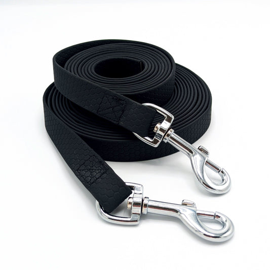 Biothane Super Grip Working Lead – Durable, handle-free lead with non-slip grip and stainless steel carabiner for control in all weather conditions.