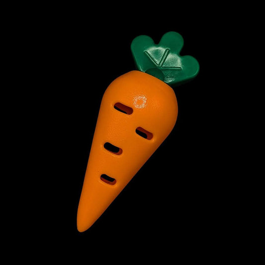 Maks Patch Carrot Toy & Treat Dispenser – Durable, enriching toy for dogs. Perfect for mental stimulation, treat dispensing, and calming fun.